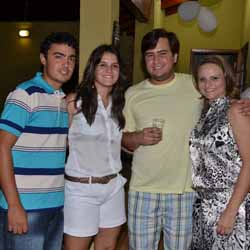 Gerson Gonçalves recebe família no réveillon