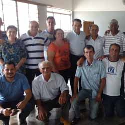 Equipe do leilão faz confraternização