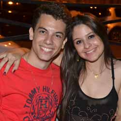 Banda Farol agita galera no Feijó Bar Premium