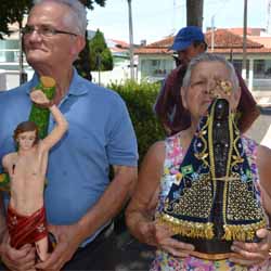 Leilão de gado foi sucesso na cidade de Lutécia.