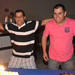 Vagner e Ademir comemoram idade nova