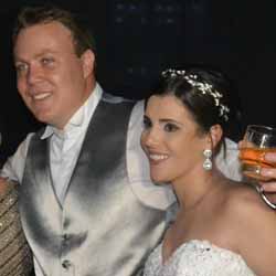 Bruna e Evandro se unem pelo matrimônio