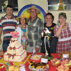 Janduy comemora aniversário em arraiá caipira