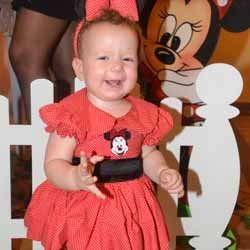 Isabelly comemora seu 1º aninho