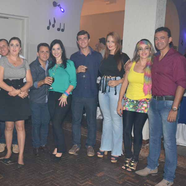 Cantina Club realiza Noite dos Anos 80