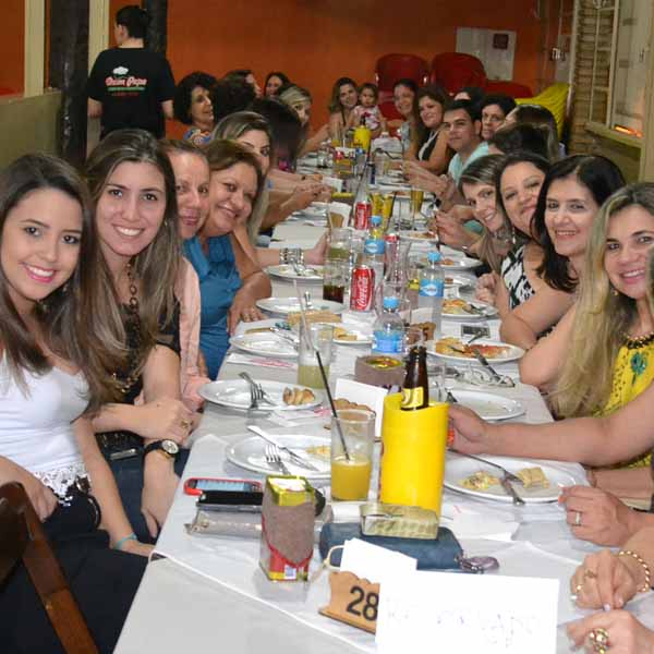 Professores comemoram seu dia na Dom Pepe