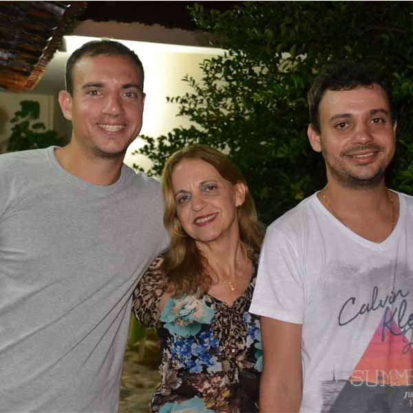 Edna Regina celebra seu aniversário