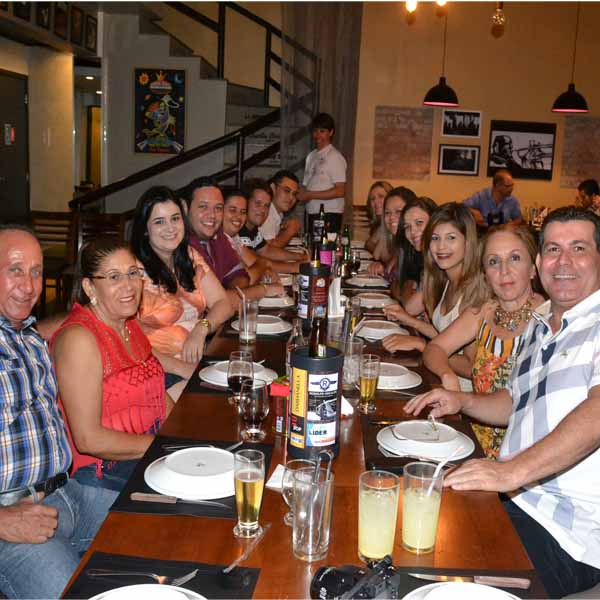Líder Imobiliária faz confraternização