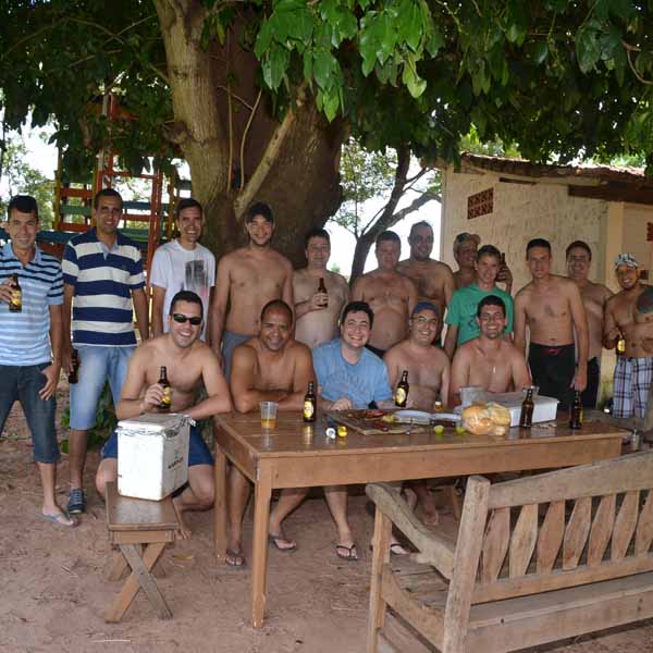 Turma de 97 do TG se reúnem em confraternização