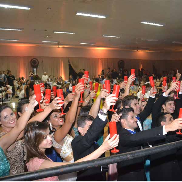 Festa de formatura da 28ª turma de Administração - P1