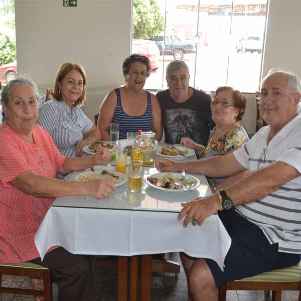 Domingo foi dia de se deliciar no Brumado Restaurante e Churrascaria
