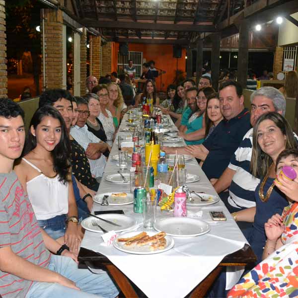 Dom Pepe ficou lotada, mais uma vez, neste sábado