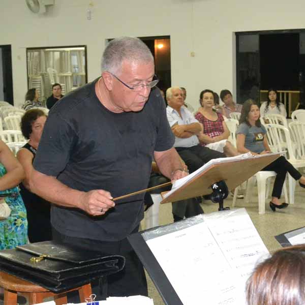 Coral Canto Livre e da Lyra Maestro Roque Soares se apresentam
