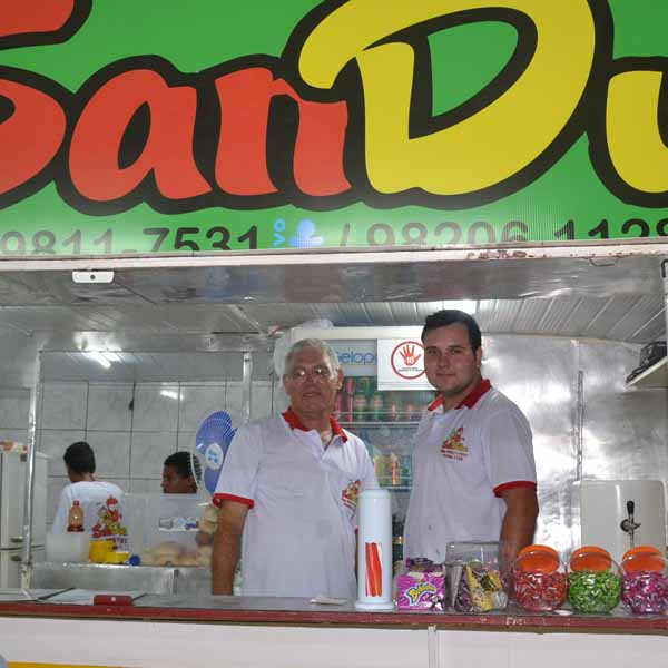 Lanchonete SanDuba é inaugurada em Paraguaçu