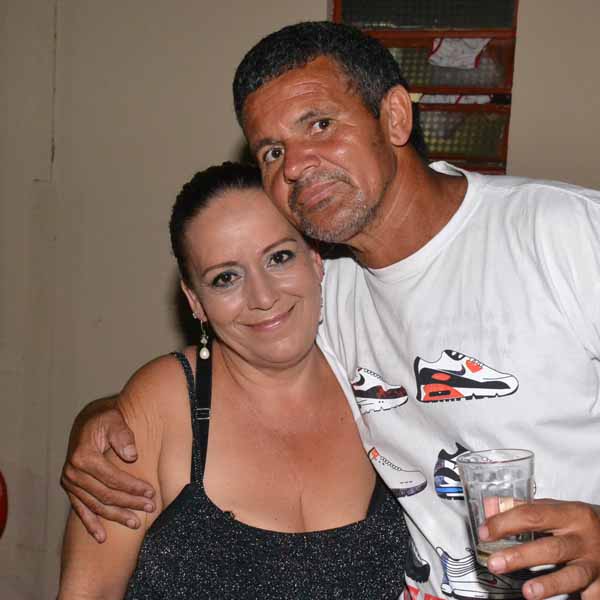Maria de Fátima comemora a chegada de mais um ano de vida