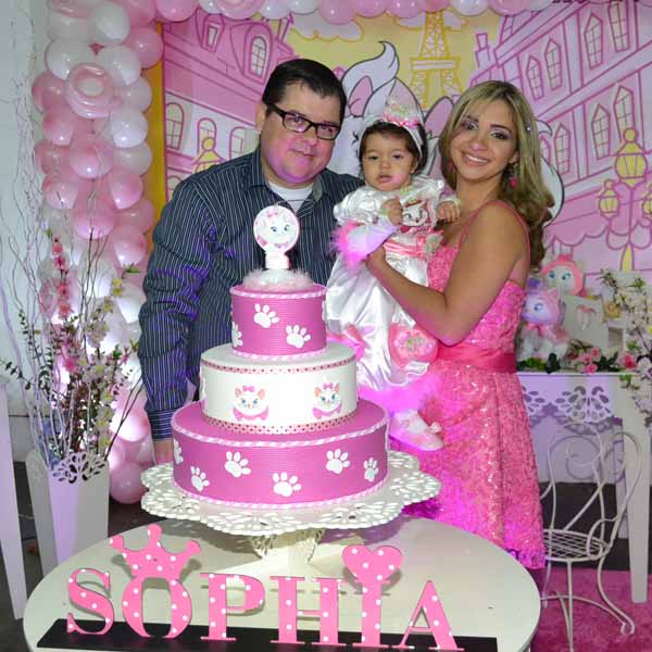 Sophia celebra 1º aninho com linda festa no Empório da Alegria