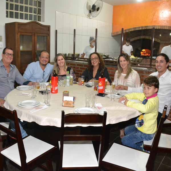 Sábado especial é no Dom Pepe Pizzaria