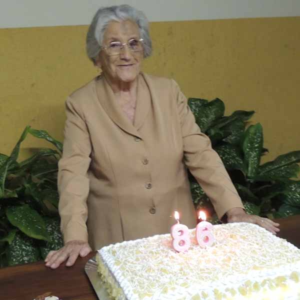 Conceição Maria de Paiva celebra seus 86 anos com festa