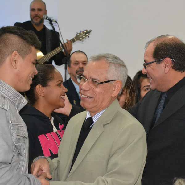 Primeira Igreja do Evangelho Quadrangular comemora 53º aniversário