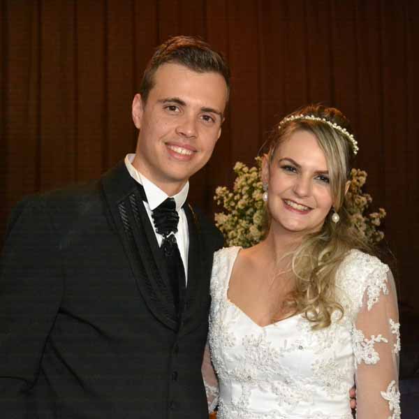Joyce Amanda e Lucas Giovani celebram união