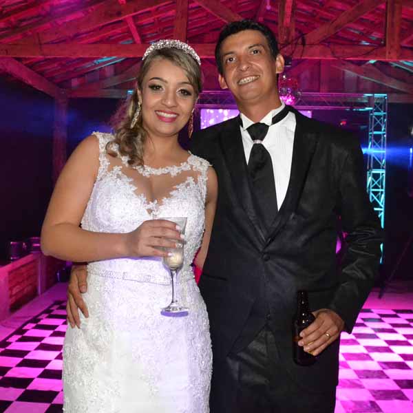 Mayara Cristina e Rogério Alessandro se unem pelo matrimônio