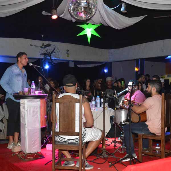 Open Bar da Danger é sucesso no Rancho Show Bar