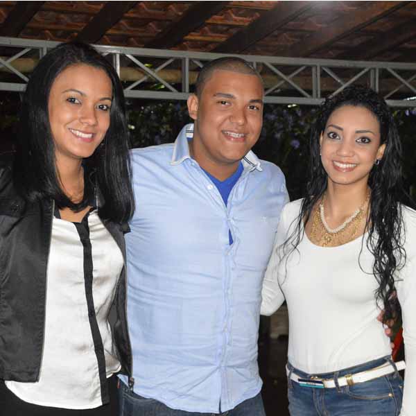 Herbister André festeja seus 18 anos ao lado da galera