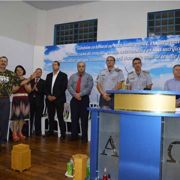 Comunidade da Família Casa de Oração celebra o Dia do Soldado com culto