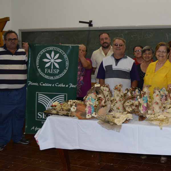 Curso de Artefatos Artesanais no Sindicato Patronal.