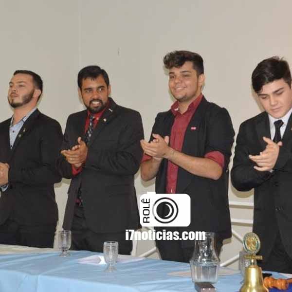 Interact e Rotaract Club realizam evento de transmissão de posse