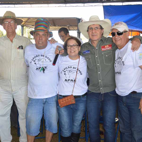 1º Almoço Sertanejo e Leilão de Gado é realizado em prol à Apae
