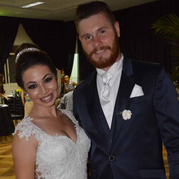 Camila Acorse e Gustavo Guiotti comemoram união