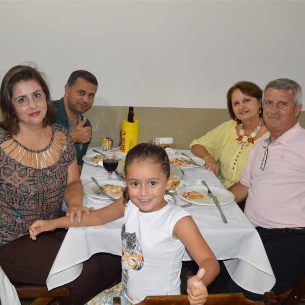 Dom Pepe Pizzaria recebe Cidão Voz e Percussão