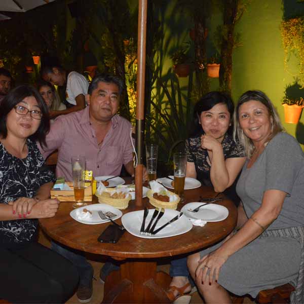 Luss Cervejaria recebe gente bonita neste sábado