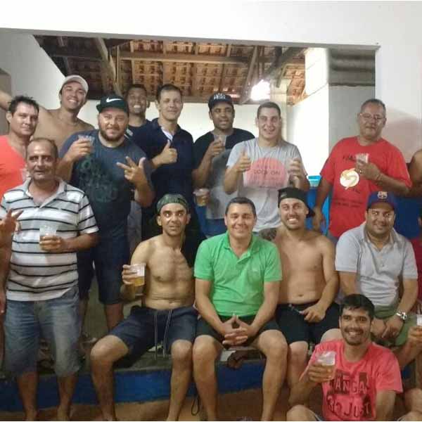 Time de futebol Vida k Segue realizada confraternização