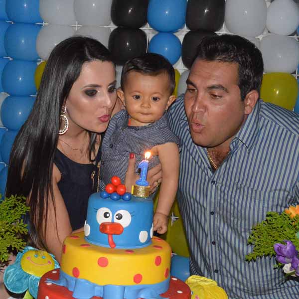 Conrado Moreno celebra o seu 1º aninho com festa da Galinha Pintadinha
