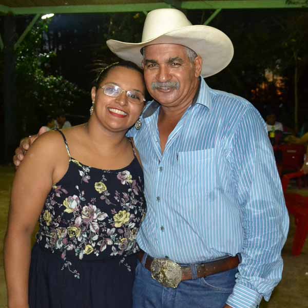 Ariele e Antonio Carlos comemoram 24 anos de União