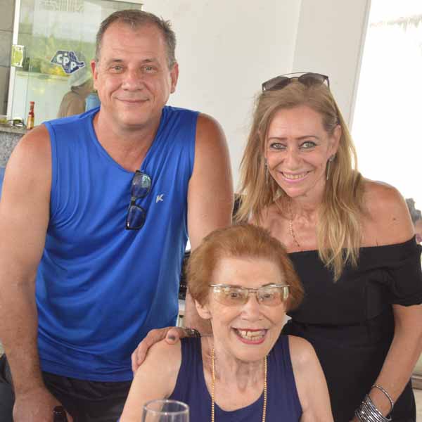 Professora Lurdes Figueira celebra oito décadas de vida