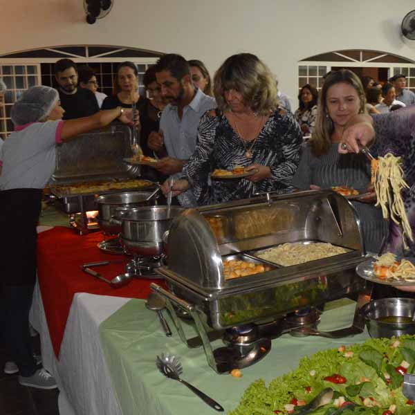 Jantar Italiano agita a noite de sábado no Rotary Club
