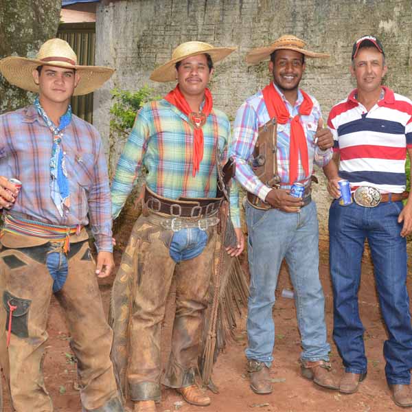 Tradicional Festa de Folia de Reis é realizada em Sapezal