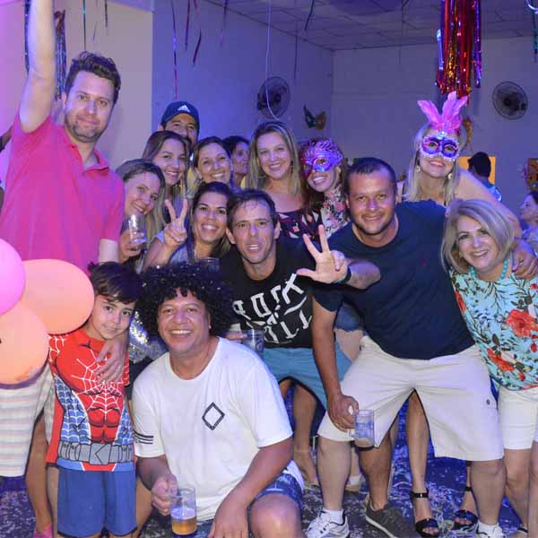 Com marchinhas e muita diversão, Rotary Club realiza 'Carnaval dos Bons Tempos'