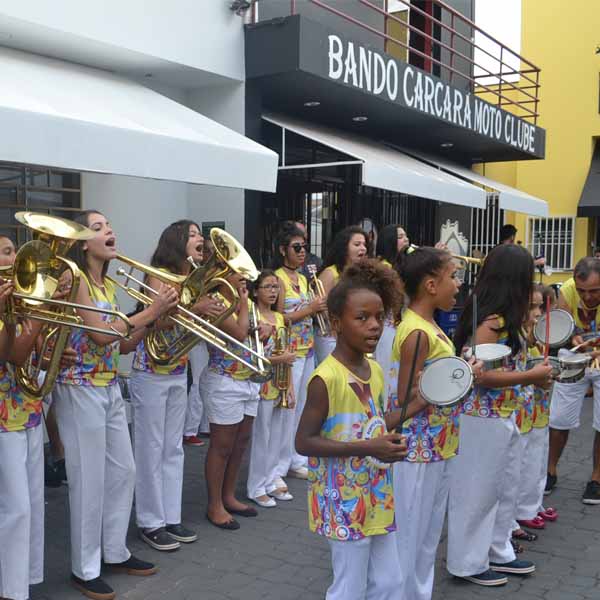 Carcará Moto Clube realiza tarde de diversão em sua sede