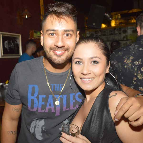 Jonathan Azevedo agita o Jesse James em noite de sábado