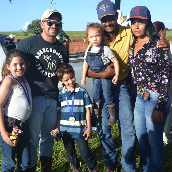 Família Martins promove confraternização entre amigos