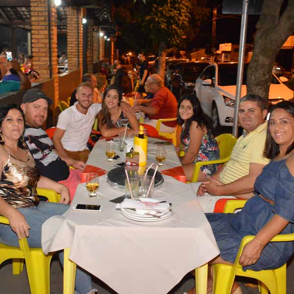 Sábado é dia propício de se deliciar na Dom Pepe Pizzaria