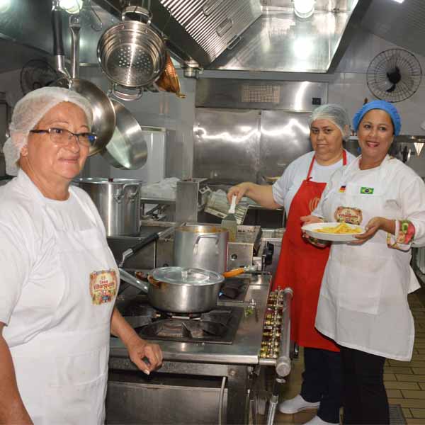 Casa Vilharquide recebe clientes de Paraguaçu e Região