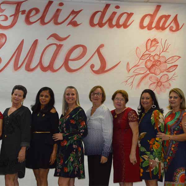 Lions Clube comemora mais um Dia das Mães