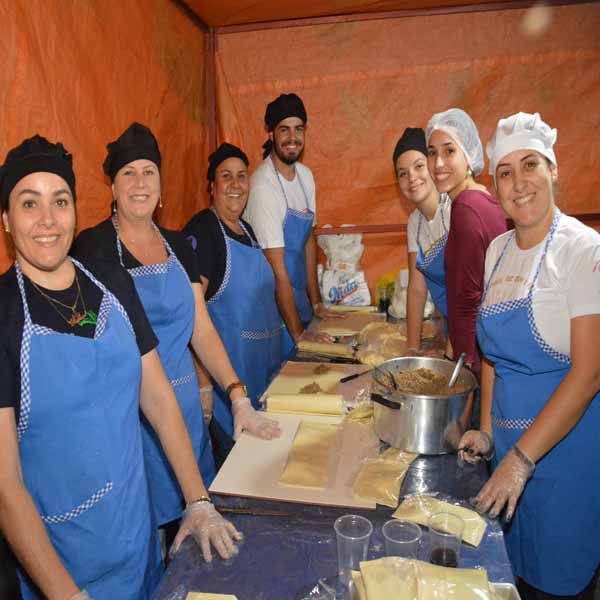 Quermesse é realizada em louvor à Santa Rita de Cássia