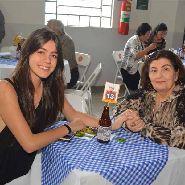 1ª Galinhada Beneficente é realizada pelos Demolays