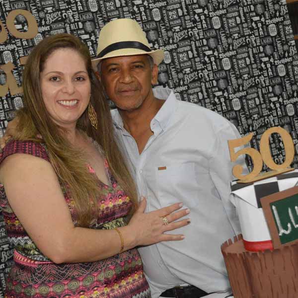 Luiz Borges comemora 50 anos de idade com festa
